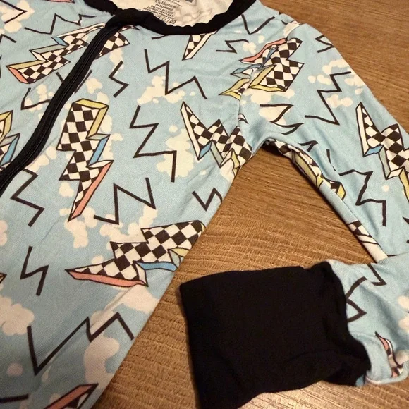 Lucky Elk Lighting Checks Bamboo Footie - Picture 6 of 6